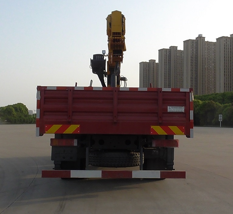 東風(fēng)牌EQ5180JSQZM6D1型隨車(chē)起重運(yùn)輸車(chē) 東風(fēng)牌EQ5180JSQZM6D1型隨車(chē)起重運(yùn)輸車(chē)