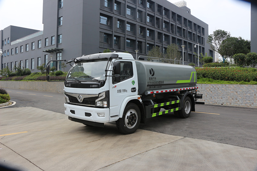 東風9方灑水車 東風9方灑水車