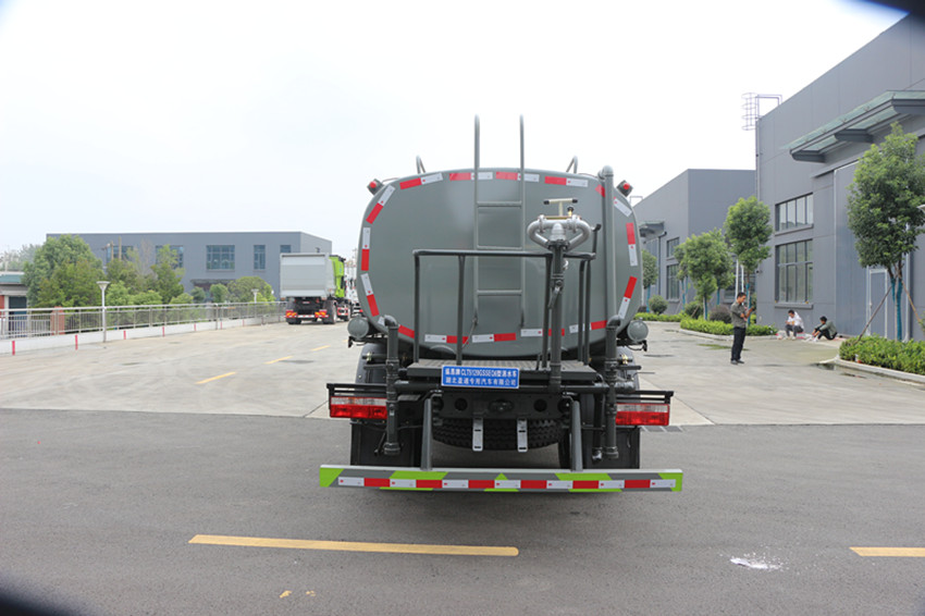 東風9方灑水車 東風9方灑水車