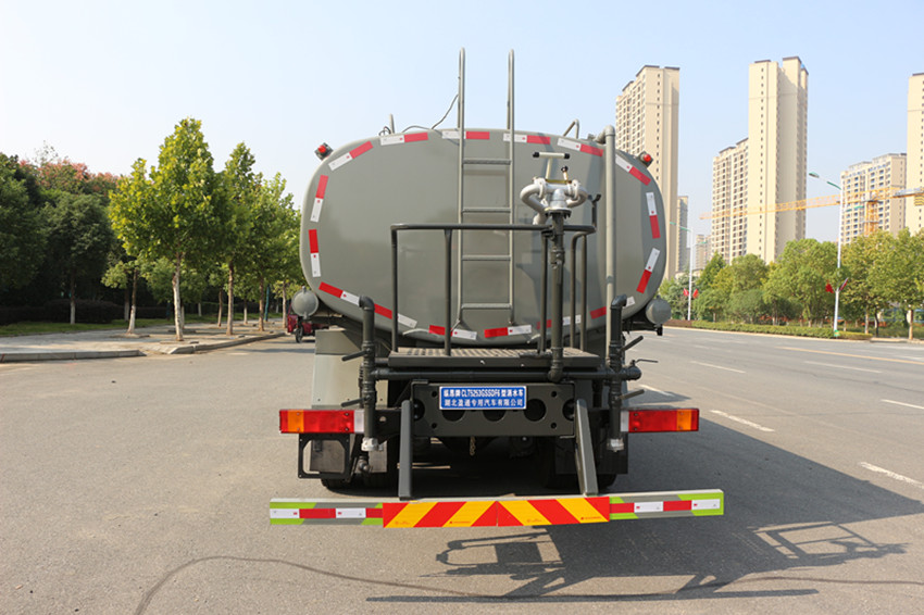 東風天龍 18.3 方灑水車產(chǎn)品介紹 東風天龍 18.3 方灑水車產(chǎn)品介紹