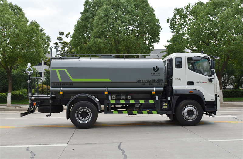 福田 ES7 16 方灑水車產(chǎn)品介紹 福田 ES7 16 方灑水車產(chǎn)品介紹