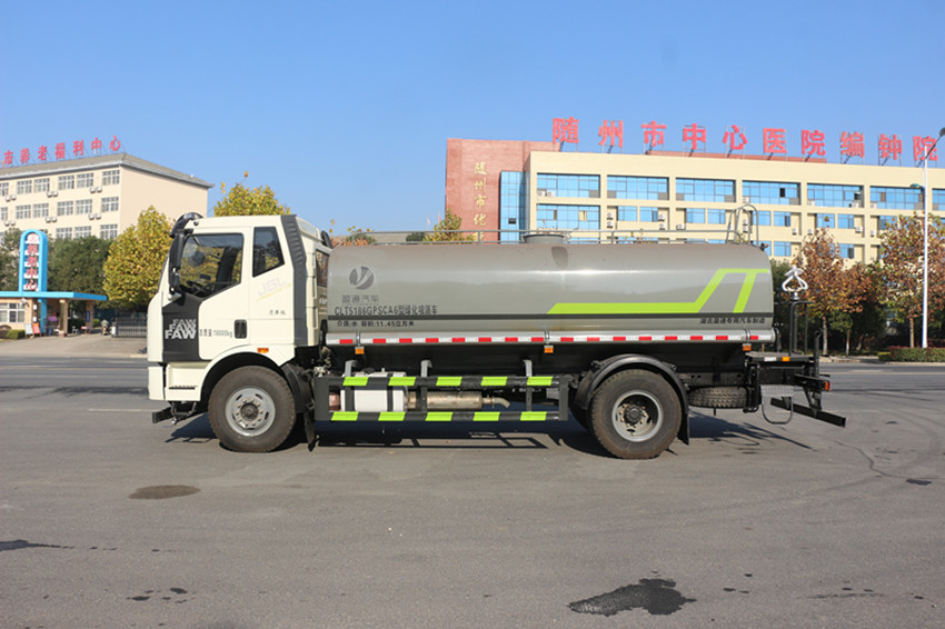 解放 14.3 方灑水車產品介紹 解放 14.3 方灑水車產品介紹