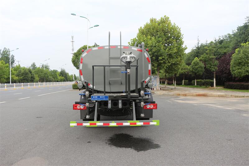 福田奧鈴 9.3 方灑水車產(chǎn)品介紹 福田奧鈴 9.3 方灑水車產(chǎn)品介紹