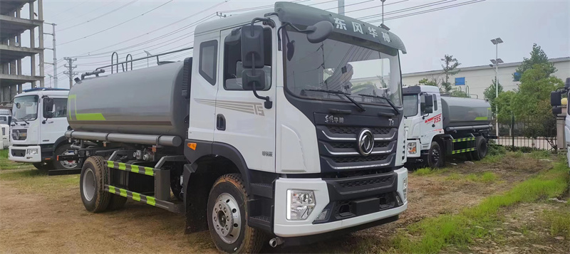 12方灑水車多少錢--灑水車的價(jià)格及購買指南 12方灑水車多少錢--灑水車的價(jià)格及購買指南