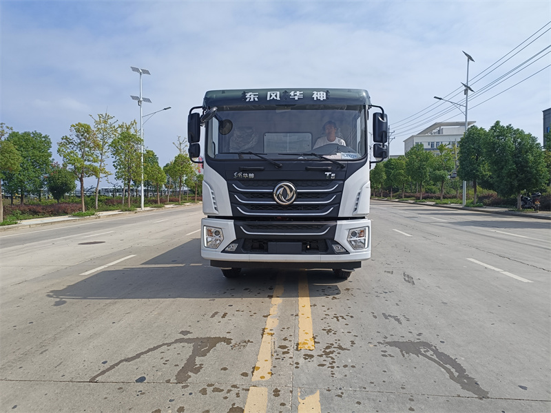 15噸灑水車廠家報價-灑水車廠家網站www.dfssc888.cn 15噸灑水車廠家報價-灑水車廠家網站www.dfssc888.cn