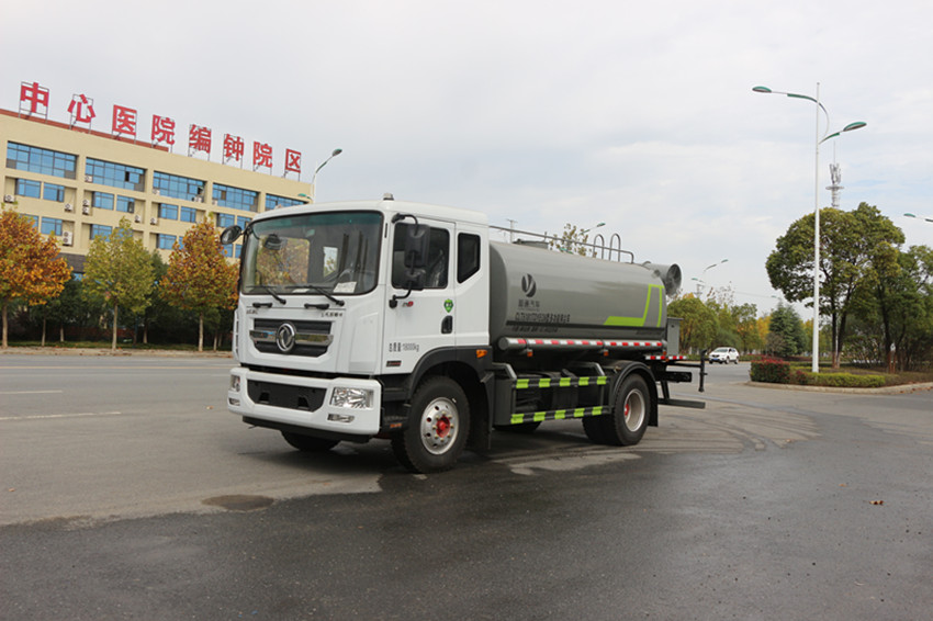 工地上用灑水車-工地灑水車的作用與應用 工地上用灑水車-工地灑水車的作用與應用