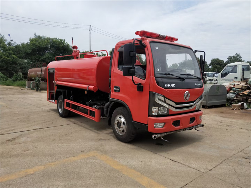 東風(fēng)牌消防灑水車-東風(fēng)牌消防灑水車生產(chǎn)廠家-東風(fēng)牌消防灑水車廠家直銷 title=