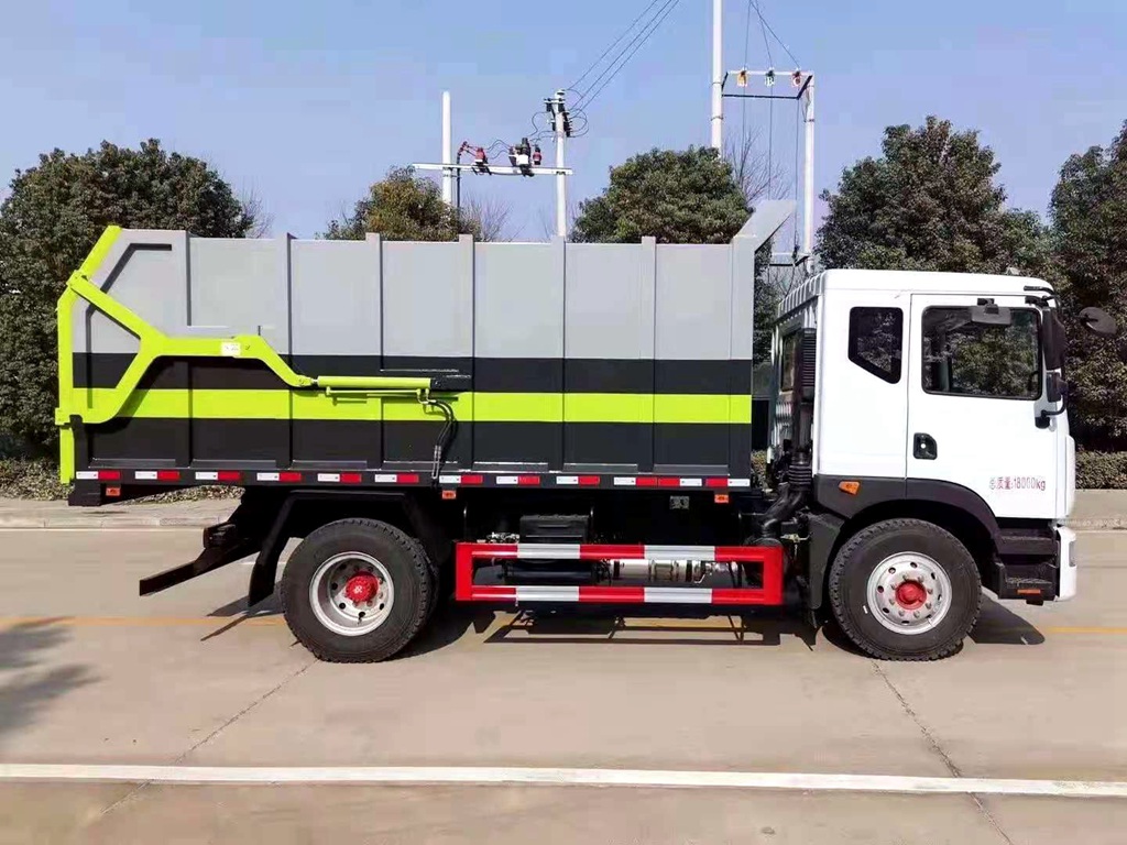 東風(fēng)D9對(duì)接式垃圾車